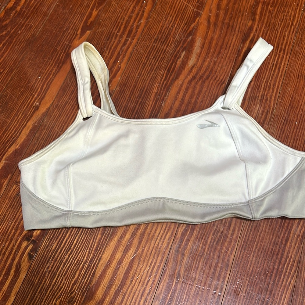 Brooks sports bra 36c